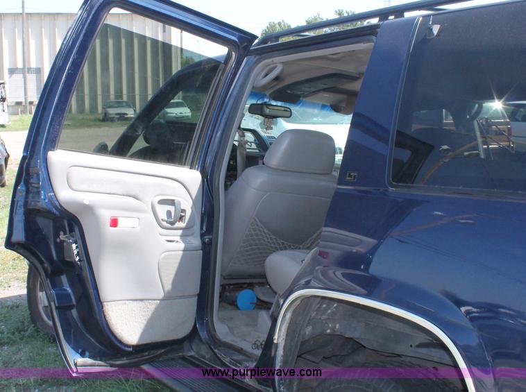 image for item O9340 1997 Chevrolet Tahoe SUV