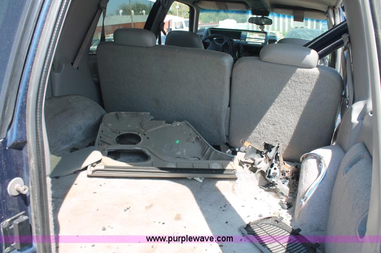 image for item O9340 1997 Chevrolet Tahoe SUV