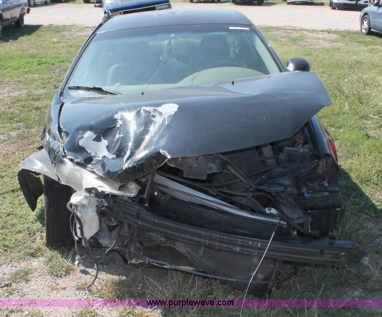 image for item O9341 2001 Chrysler Sebring LXi