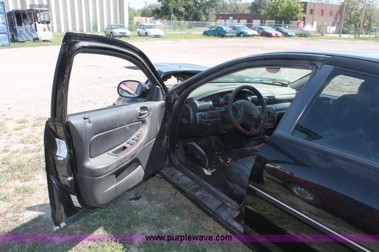 image for item O9341 2001 Chrysler Sebring LXi