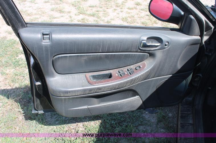 image for item O9341 2001 Chrysler Sebring LXi