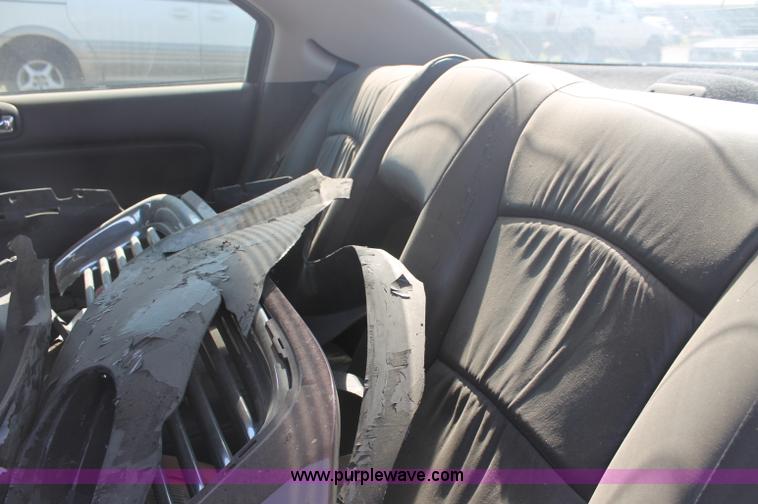 image for item O9341 2001 Chrysler Sebring LXi