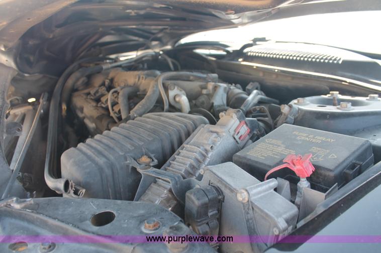 image for item O9341 2001 Chrysler Sebring LXi