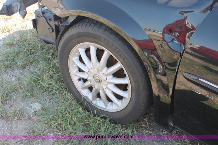 image for item O9341 2001 Chrysler Sebring LXi