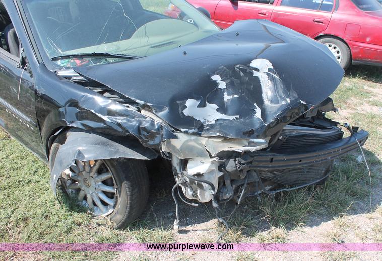 image for item O9341 2001 Chrysler Sebring LXi