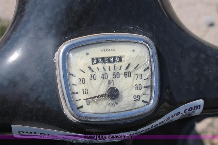 image for item O9342 1961 Vespa moped