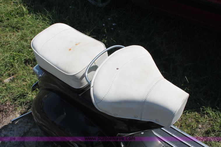 image for item O9342 1961 Vespa moped