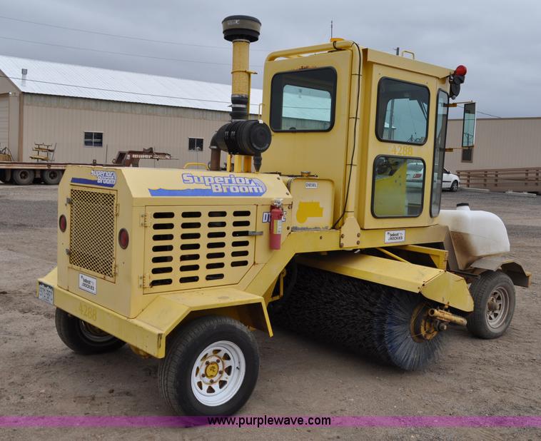 image for item C3020 2004 Superior DT80C broom