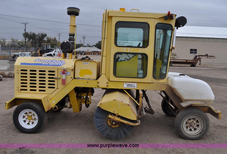 image for item C3020 2004 Superior DT80C broom