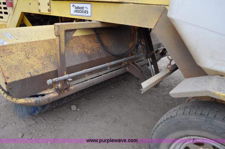 image for item C3020 2004 Superior DT80C broom