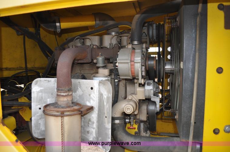 image for item C3020 2004 Superior DT80C broom