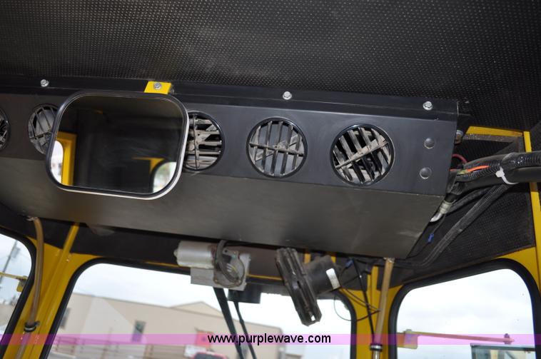 image for item C3020 2004 Superior DT80C broom