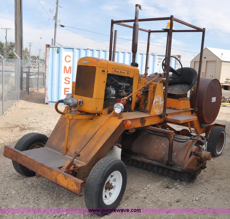 image for item C3021 Broce D-9 broom