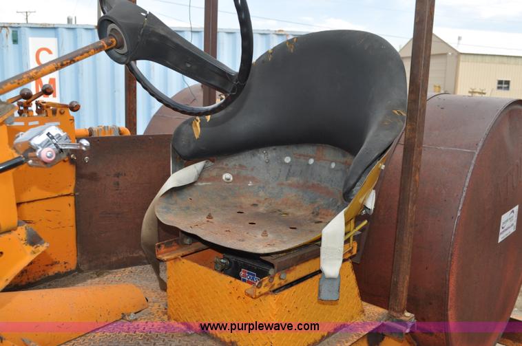 image for item C3021 Broce D-9 broom