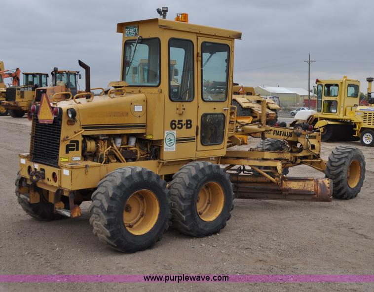 image for item C3022 Fiat-Allis 65B motor grader