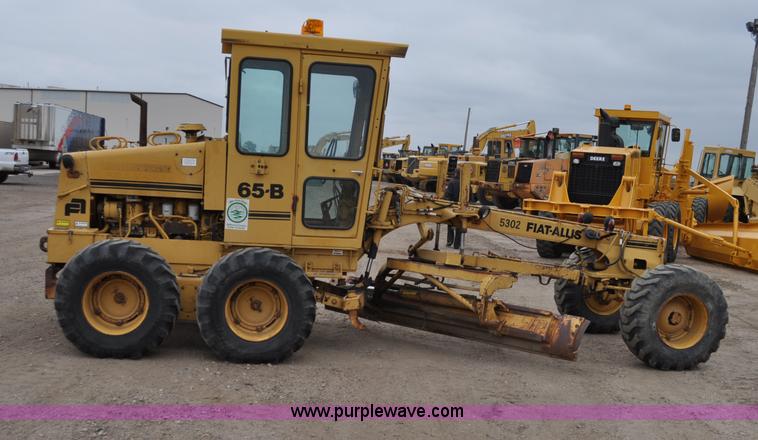 image for item C3022 Fiat-Allis 65B motor grader