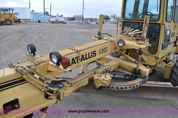 image for item C3022 Fiat-Allis 65B motor grader