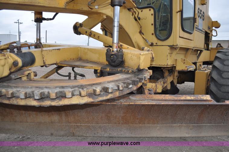 image for item C3022 Fiat-Allis 65B motor grader