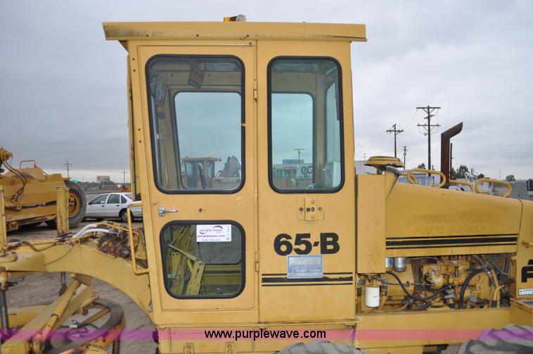 image for item C3022 Fiat-Allis 65B motor grader