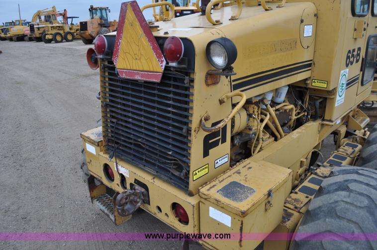 image for item C3022 Fiat-Allis 65B motor grader
