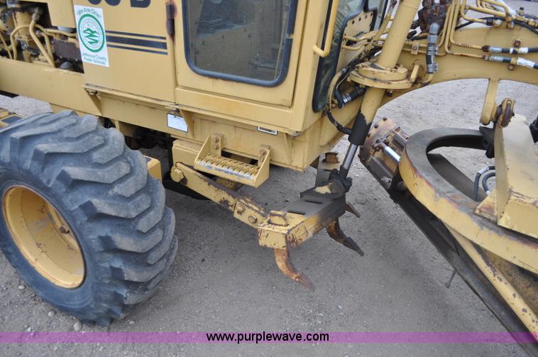 image for item C3022 Fiat-Allis 65B motor grader