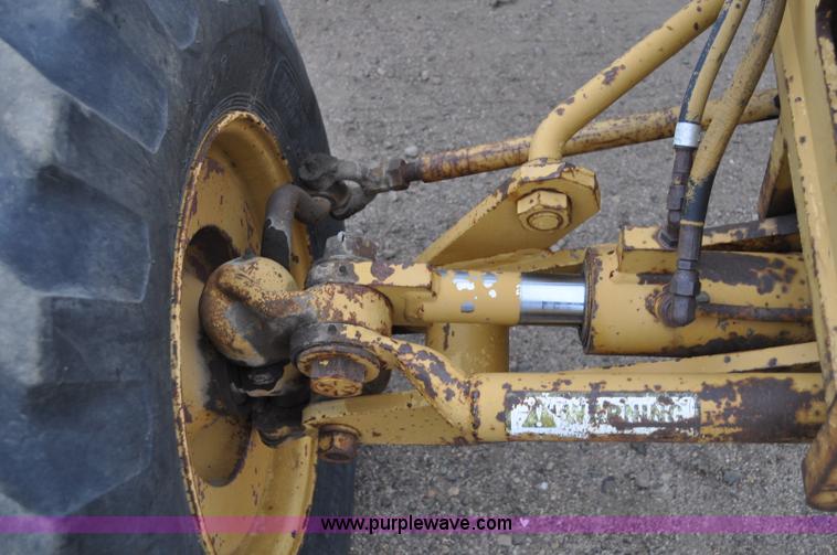 image for item C3022 Fiat-Allis 65B motor grader