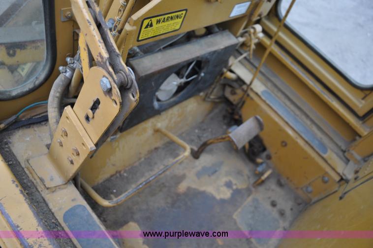 image for item C3022 Fiat-Allis 65B motor grader