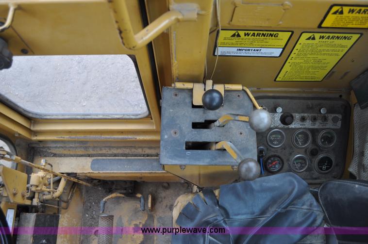 image for item C3022 Fiat-Allis 65B motor grader