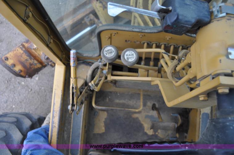 image for item C3022 Fiat-Allis 65B motor grader