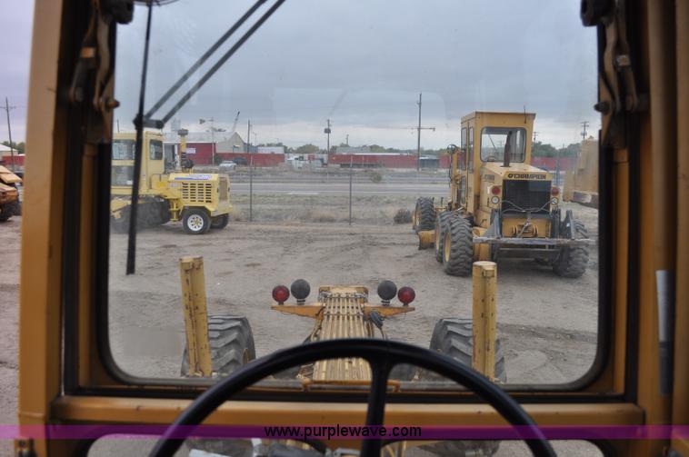 image for item C3022 Fiat-Allis 65B motor grader