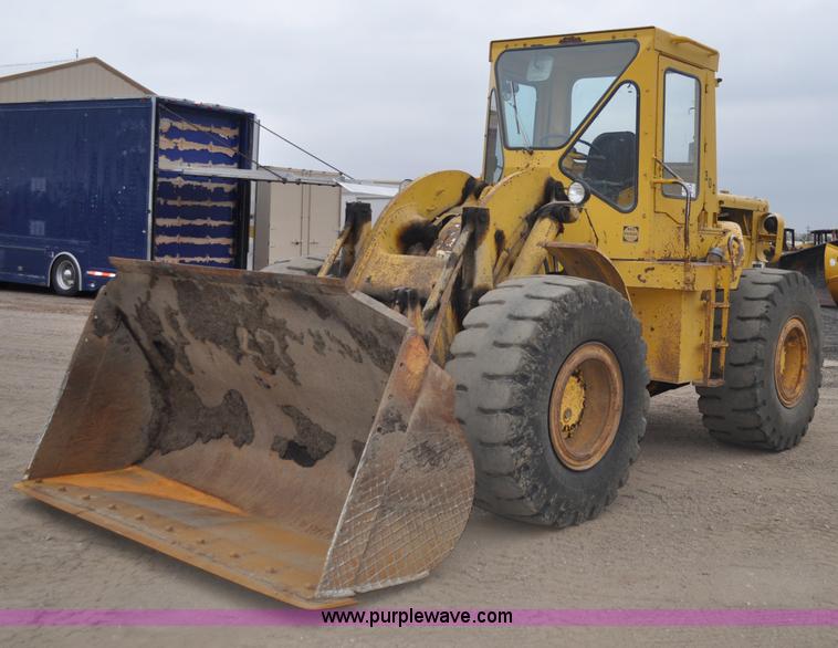 image for item C3024 1970 Caterpillar 950 wheel loader