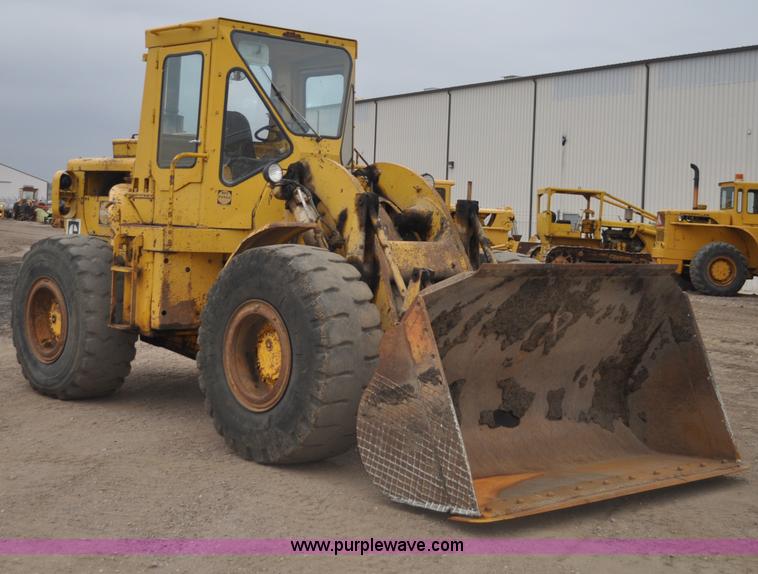 image for item C3024 1970 Caterpillar 950 wheel loader