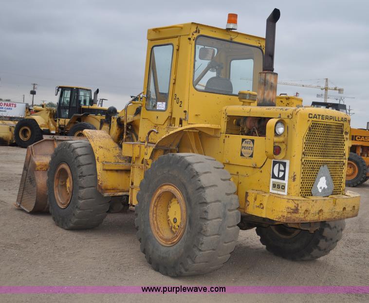 image for item C3024 1970 Caterpillar 950 wheel loader