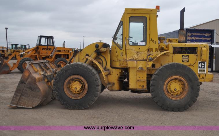 image for item C3024 1970 Caterpillar 950 wheel loader