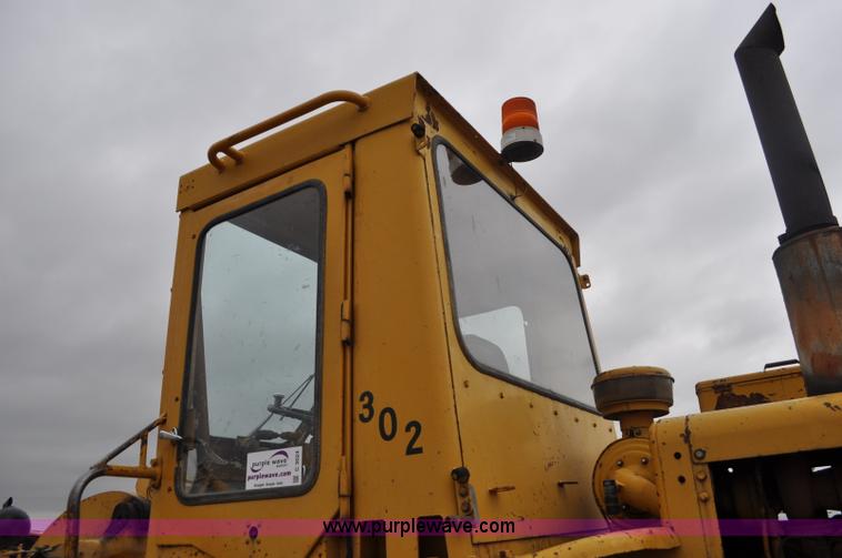 image for item C3024 1970 Caterpillar 950 wheel loader