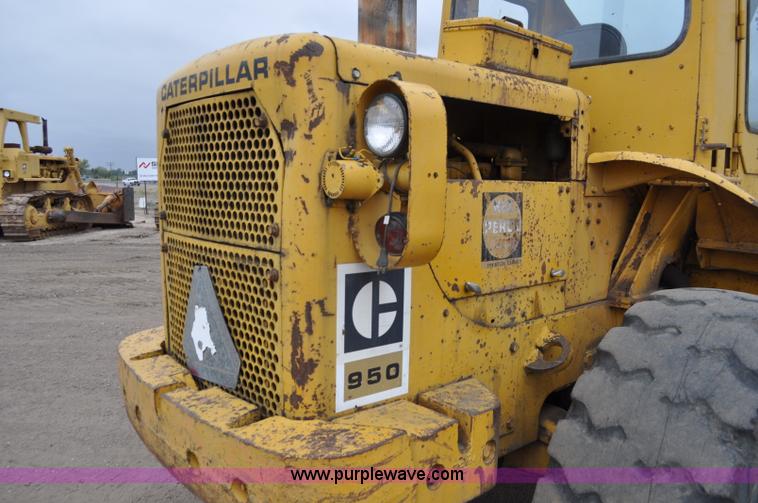 image for item C3024 1970 Caterpillar 950 wheel loader