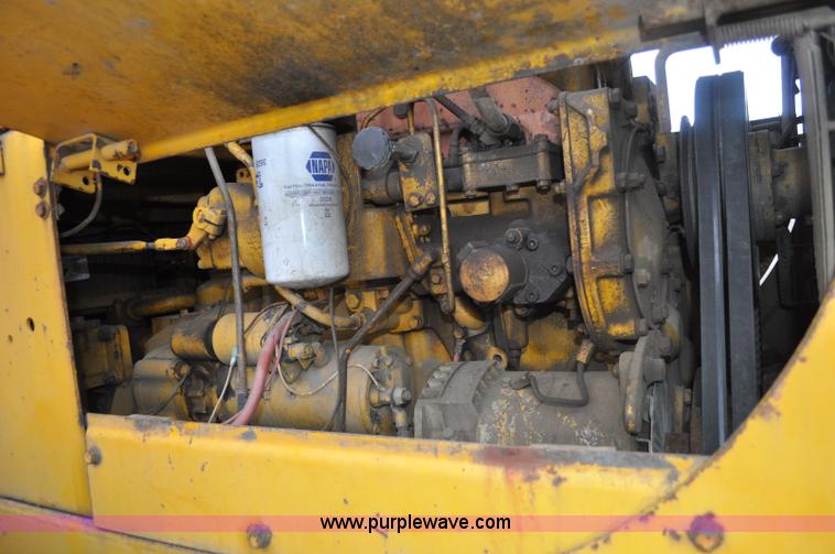 image for item C3024 1970 Caterpillar 950 wheel loader