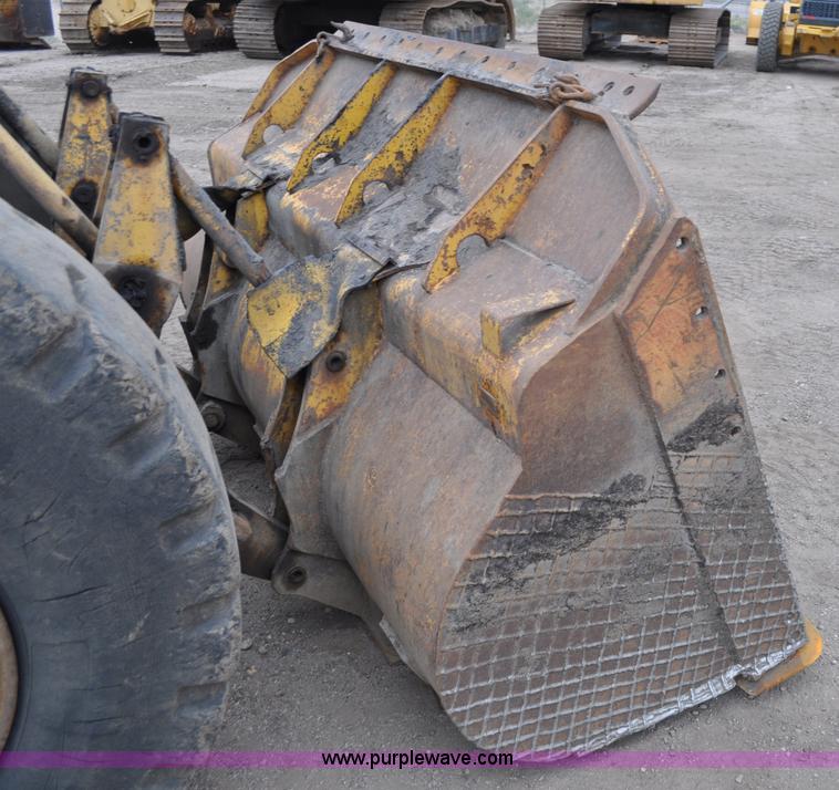 image for item C3024 1970 Caterpillar 950 wheel loader