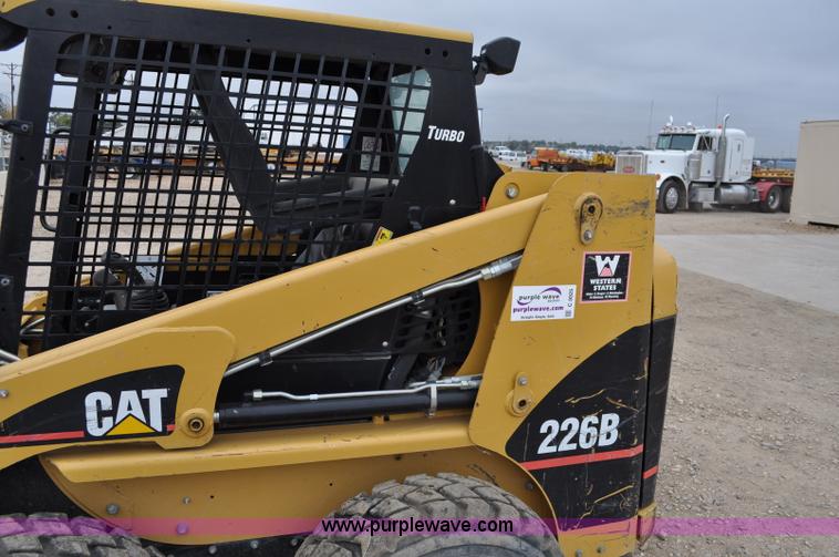 image for item C3025 2008 Caterpillar 226B skid steer