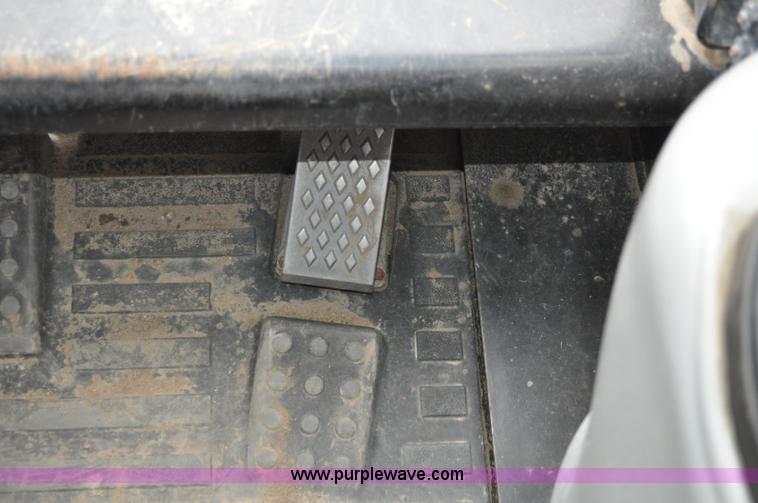 image for item C3025 2008 Caterpillar 226B skid steer