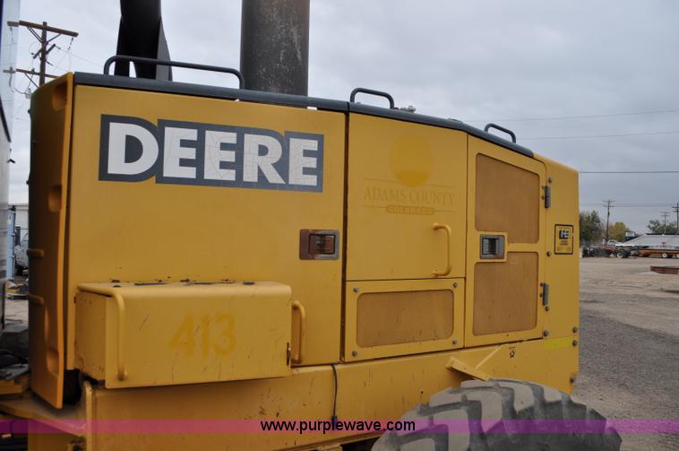 image for item C3027 2004 John Deere 772CH II motor grader