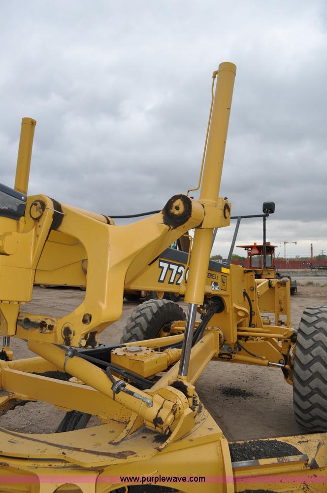 image for item C3027 2004 John Deere 772CH II motor grader