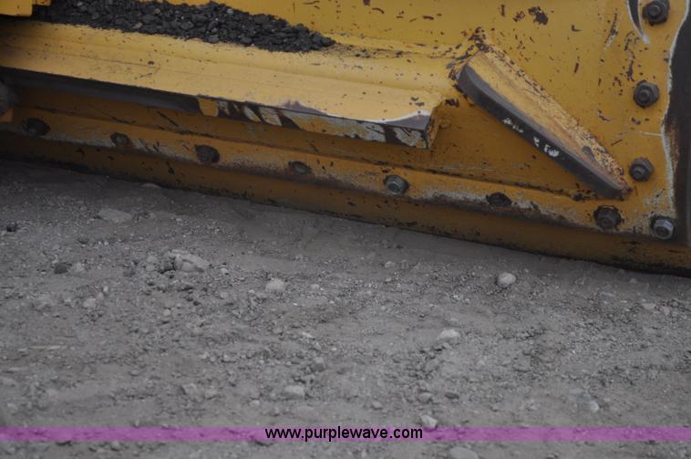 image for item C3027 2004 John Deere 772CH II motor grader