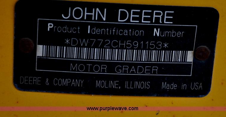 image for item C3027 2004 John Deere 772CH II motor grader