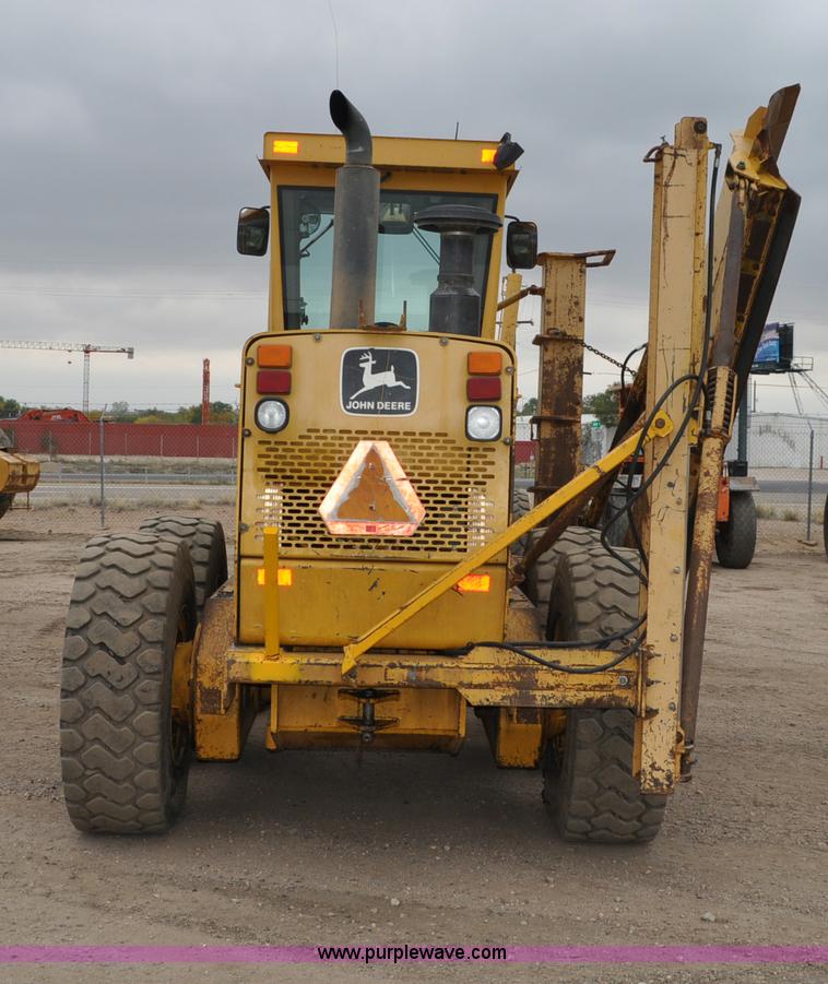 image for item C3028 John Deere 772BH motor grader