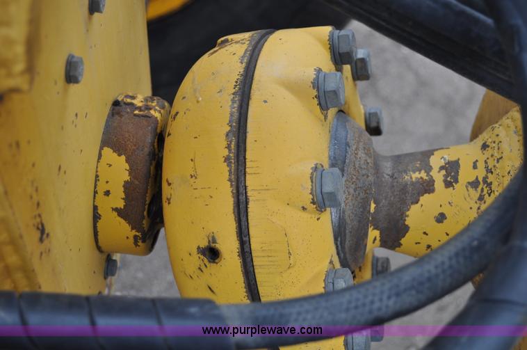 image for item C3028 John Deere 772BH motor grader