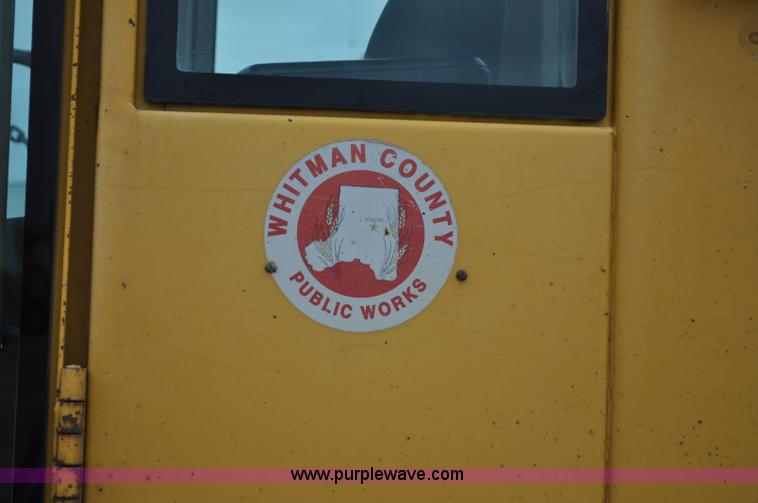 image for item C3028 John Deere 772BH motor grader