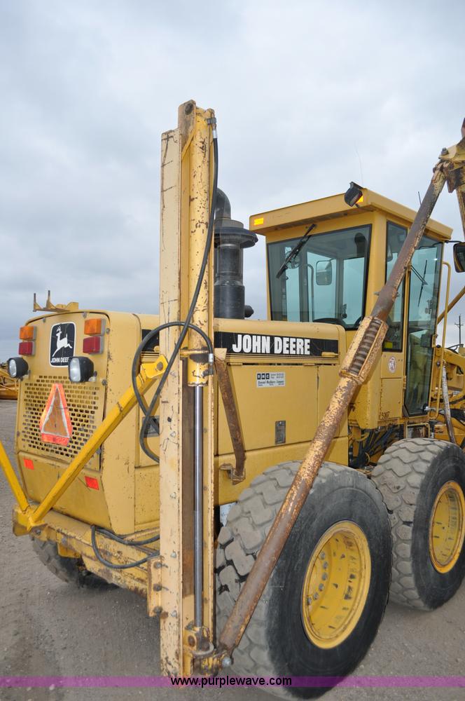 image for item C3028 John Deere 772BH motor grader