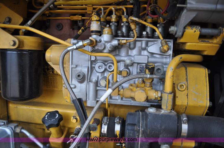 image for item C3028 John Deere 772BH motor grader