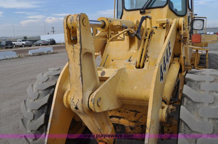 image for item C3029 1988 John Deere 444E articulated wheel loader